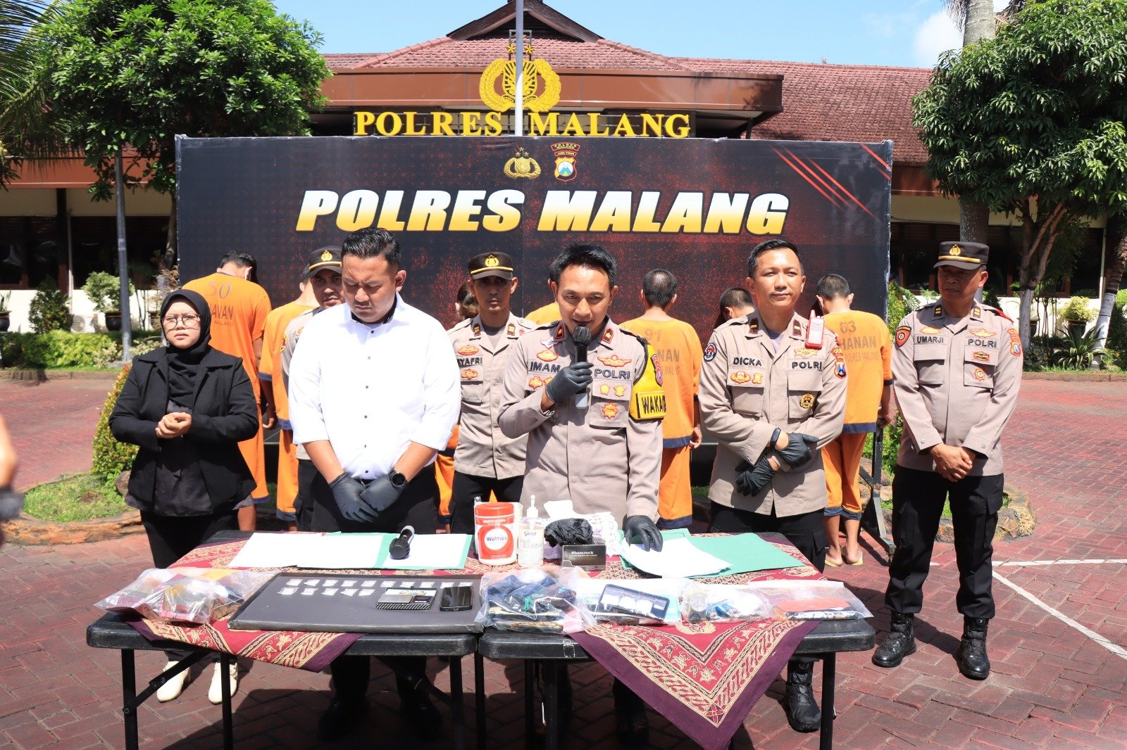 Polres Malang Berhasil Amankan 10 Tersangka Kasus Narkoba