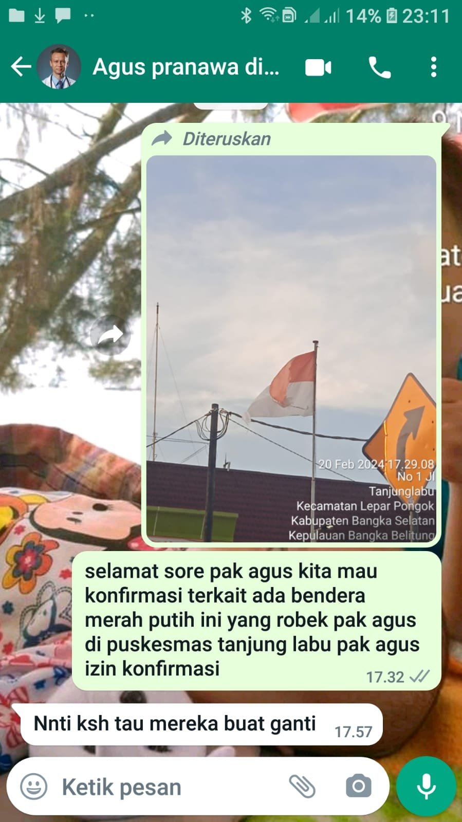 Sungguh Sangat Miris Bendera Robek Masih Berkibar Dikantor Puskemas Tanjung Labu