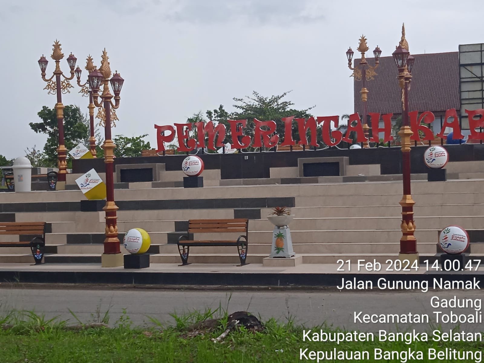 Saat Dikonfirmasi Pembangunan Pagar di Kantor Bupati Bangka Selatan Pihak-Pihak Terkait Bungkam