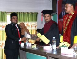 Selesaikan S2 Tiga Semister, Keuchik Romi Terima Gelar M.H dari IAIN Langsa