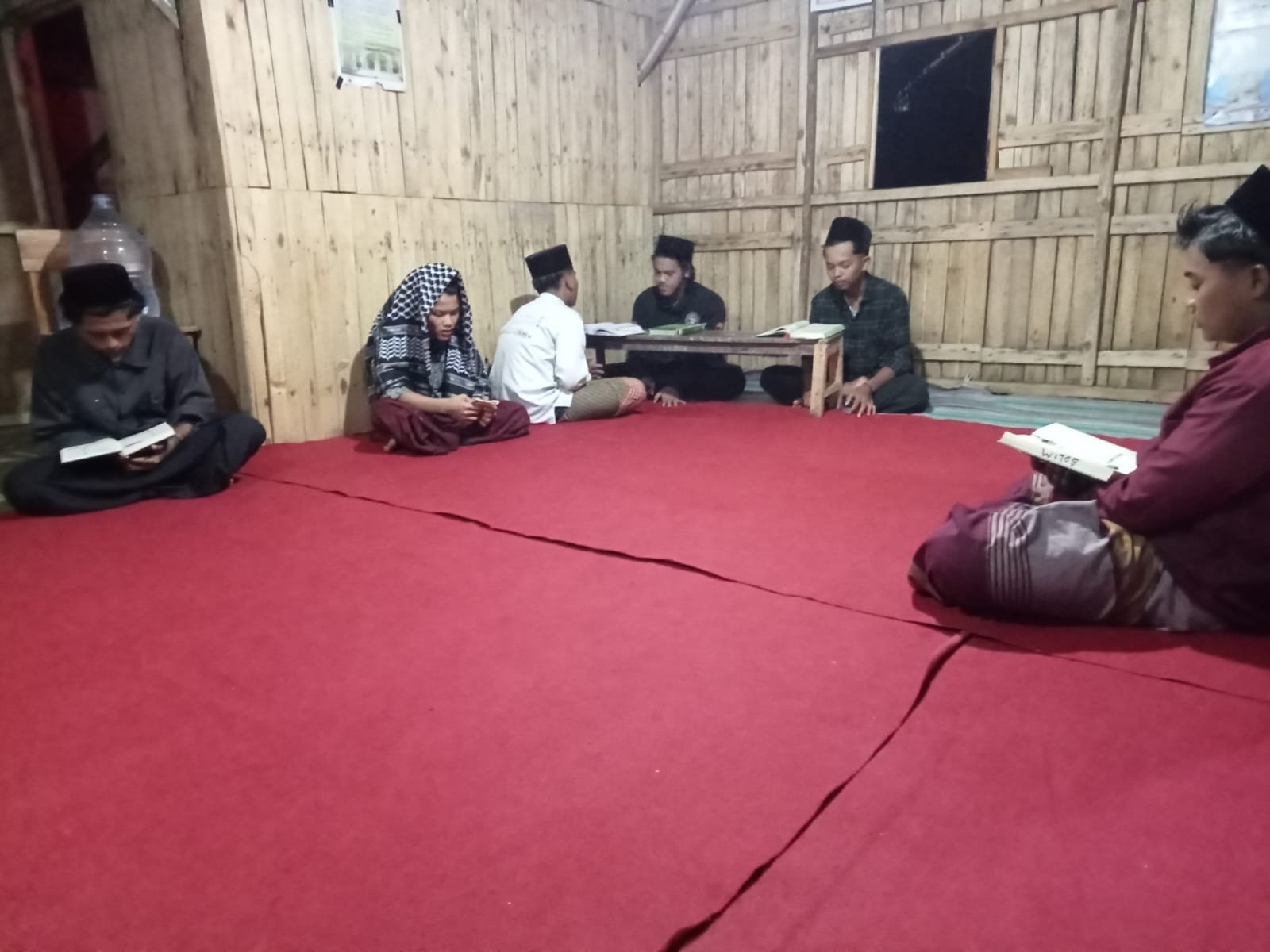 Menengok Kegiatan Romadhon di Pesantren Khomsani Nur Klanting