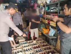 Polres Tanggamus Sita Ratusan Botol Minuman Keras Tanpa Izin