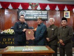 Jadi Bahan Evaluasi, Pj Wali Kota Mojokerto Apresiasi Rekomendasi DPRD Atas LKPJ 2023