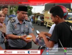 Peringatan Hari Bakti Pemasyarakatan Ke 60: LAPAS Kelas II A Pematang Siantar Bagikan Takjil Kepada Masyarakat