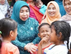 Cegah Stunting, Pemkab Tubaba Beri Bantuan Jambanisasi kepada masyarakat