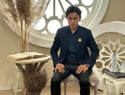 Akhirnya pihak Perusahaan PT.Mega Central Finance (MCF) Muara Tebo membayar pesangon Eks Karyawan