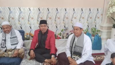 Ratusan KPA-PA Aceh Timur Hadiri Doa Bersama Mengenang 14 Tahun Berpulangnya Wali Nanggroe Hasan Muhammad Di Tiro & Deklarasi Dukungan Mualem Gubernur dan H. Sulaiman Bupati Aceh Timur di Dayah Paya Pasi