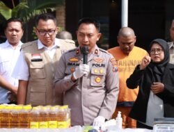 Polisi Bongkar Produsen ‘Minyak Kita’ Palsu Beromzet Ratusan Juta Rupiah di Malang