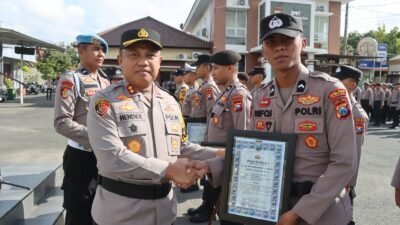 Tim Banjari Polres Pamekasan Raih Juara 1 Festival Solawat se Jatim