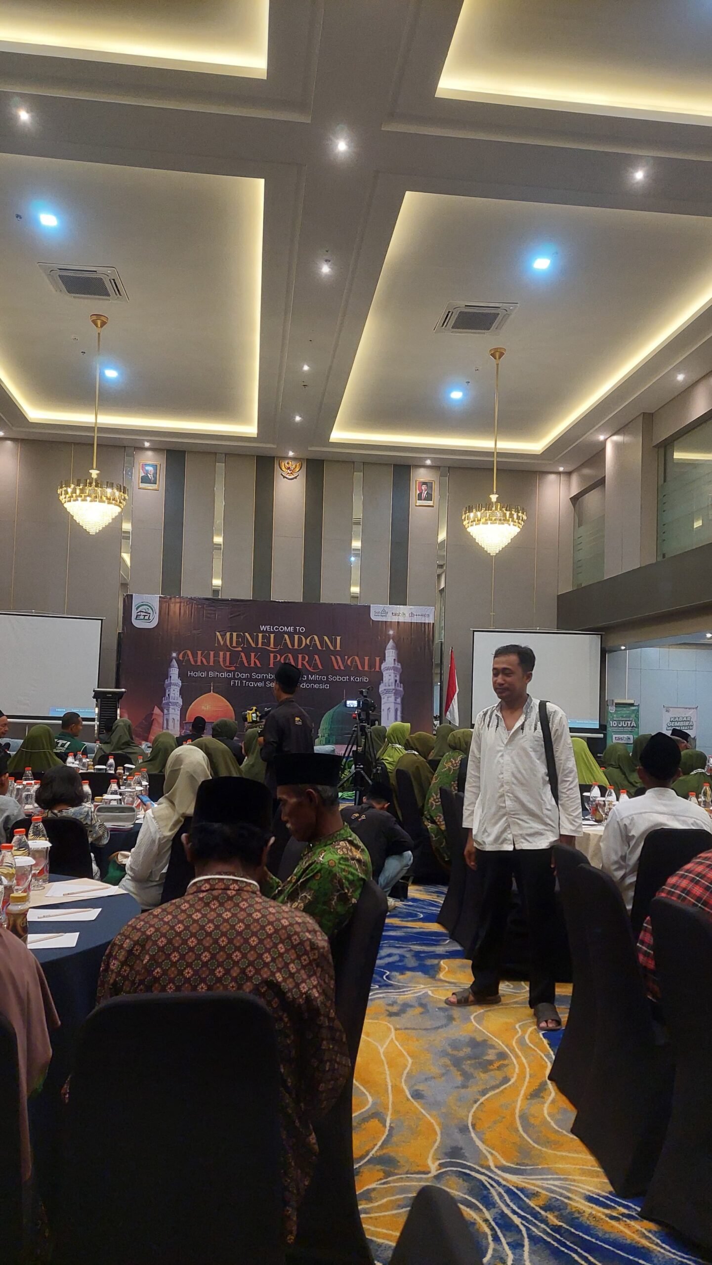 FTI Group Gelar Halal Bihalal dan Sambung Rasa Mitra FTI Travel Se Indonesia, Tiga Hari di Tuban Jawa Timur Berbagi Hadiah, Bakaran, Games, Doorprize Hingga Ziarah Makam Wali
