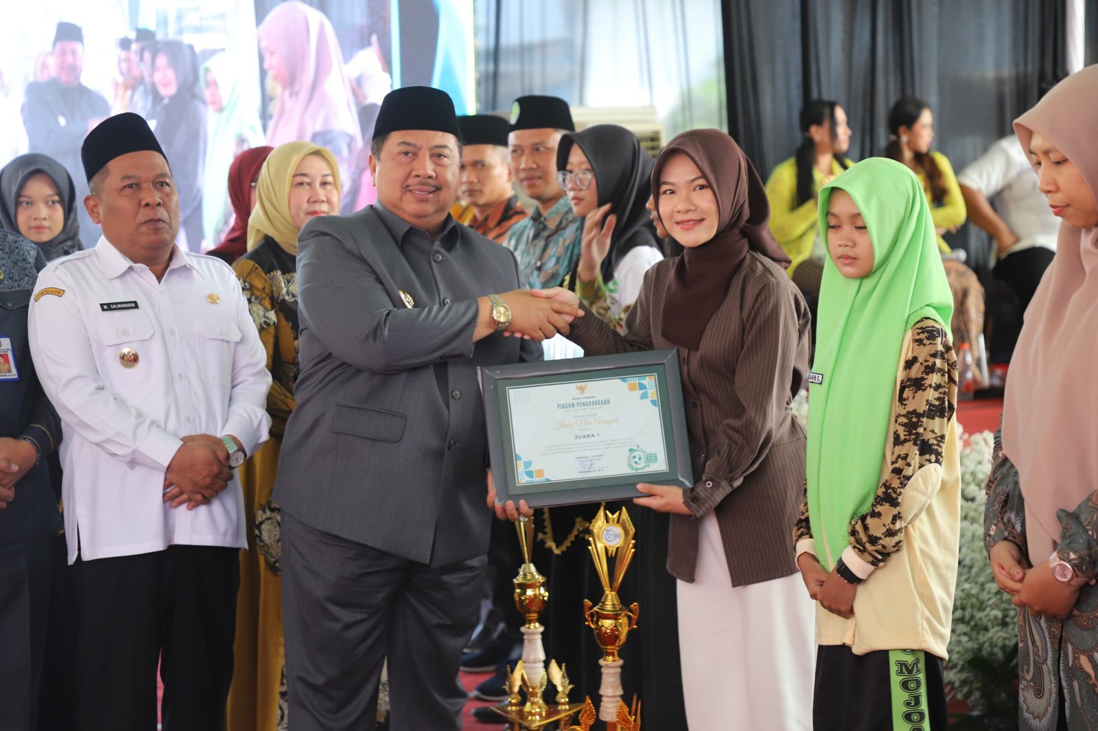 Tidak Hanya Suplay Air Bersih, Lapangan Taruna Resmi Jadi RTH baru
