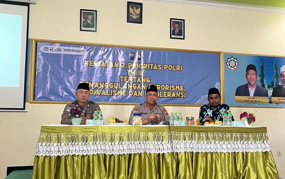 Polda Jatim Gelar Edukasi Penanggulangan Terorisme dan Radikalisme di PP Islamic Center Elkisi