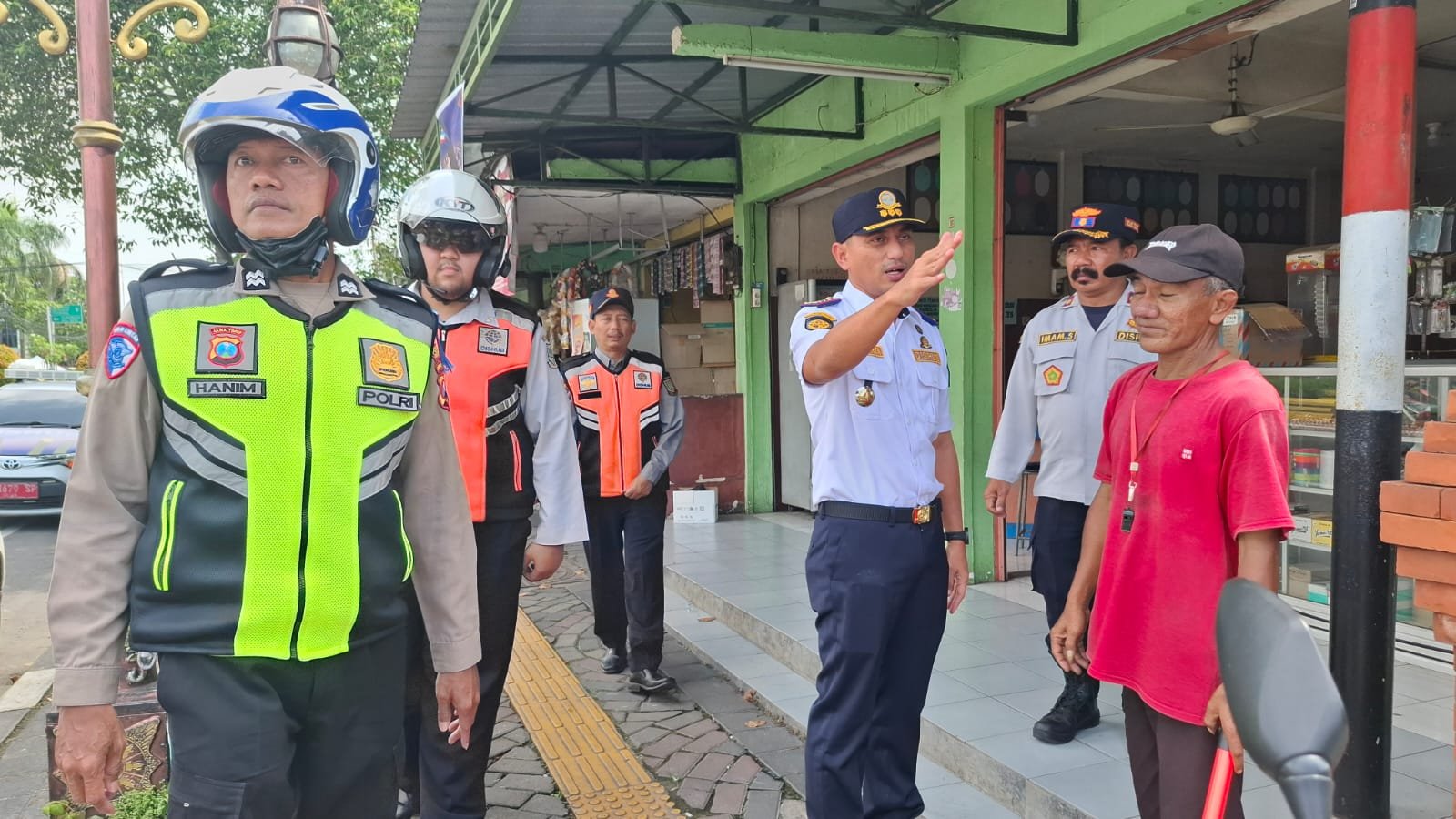 Pemkot Mojokerto dan Advokat Hanum Beradu Argumen Terkait Parkir Berlangganan