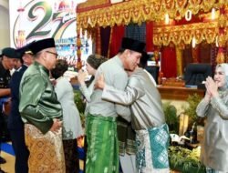 Hadir di HUT ke-27 Sarolangun, Bupati Batang Hari Fadhil Arief Apresiasi Capaian Pembangunan