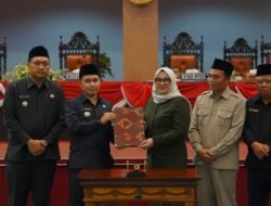 9 Fraksi DPRD Kabupaten Mojokerto Sepakat Cabut 4 Perda, Gus Bupati: Pangkas Overlapping Regulasi