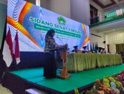 Gubernur Khofifah dan Dahlan Iskan Hadiri Wisuda Sarjana dan Pascasarjana Ke-III IKHAC Mojokerto