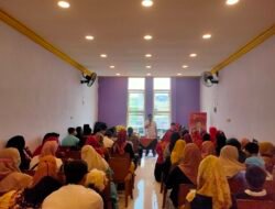 DPRD Mojokerto Hartono Berharap Kades Belahantengah Segera Buat Proposal Pengecoran Jalan