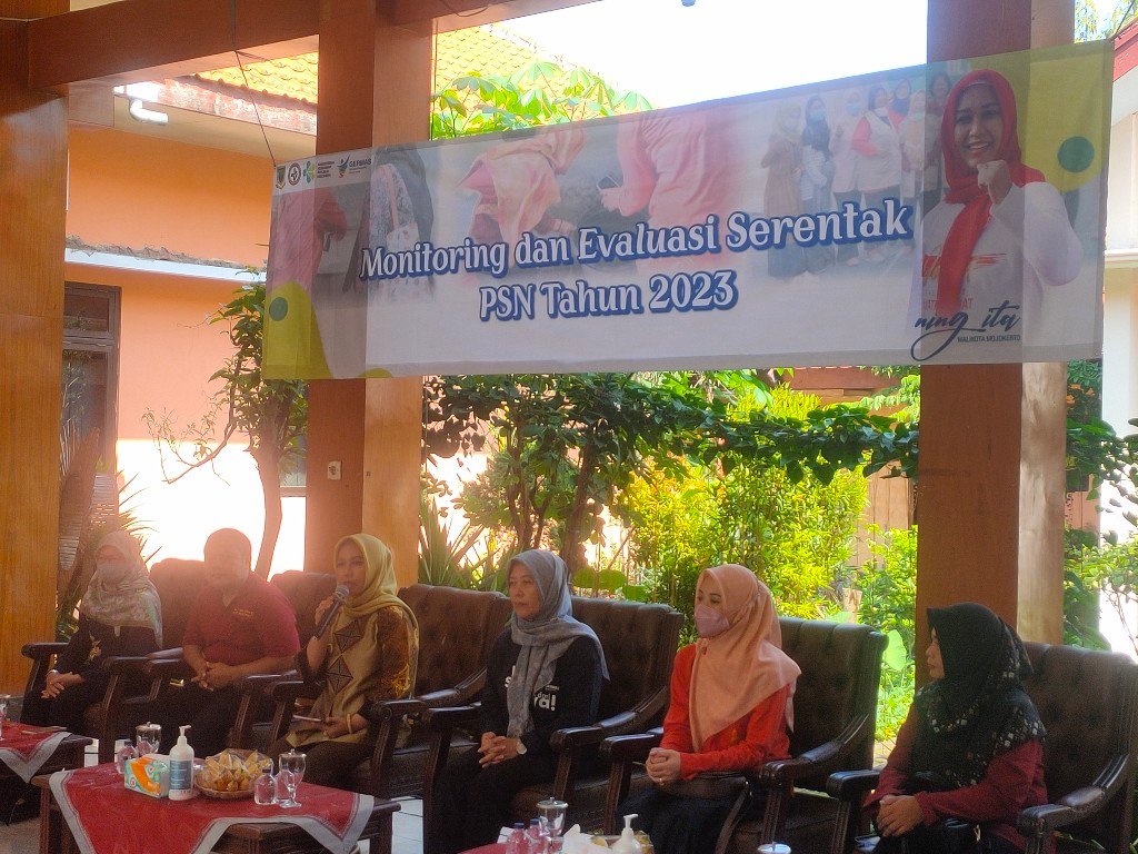 Tekan Kasus DBD, Ning Ita Adakan Monitoring dan Eveluasi Serentak