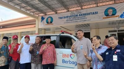 BNI Mojokerto Serahkan Bantuan TJSL Ambulance untuk PMI Kabupaten Mojokerto