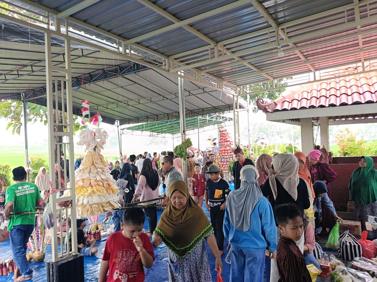 Ruwah Dusun Banjarsari Dibarengkan dengan Khotmil Qur'an ke-21, Warga Bersemangat Hadiri Acara