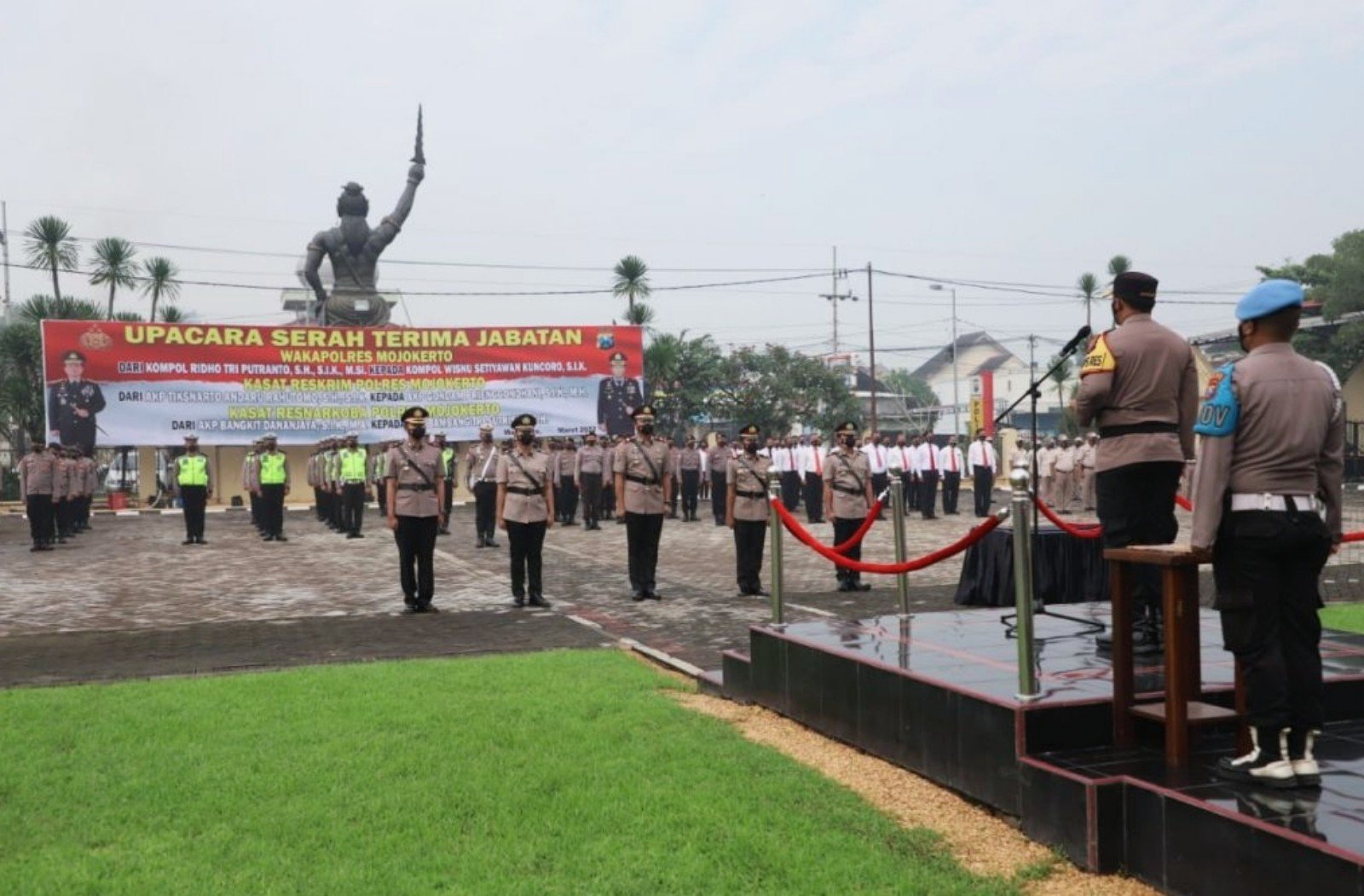 Kapolres Mojokerto Pimpin Upacara Sertijab Wakapolres, Kasat Reskrim dan Kasat Narkoba