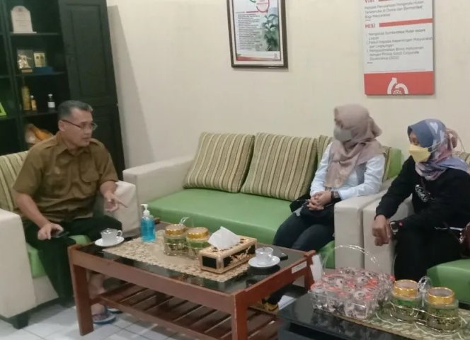 Perhutani Mojokerto dan PT. PLN Koordinasi Terkait Dengan Pembangunan SUTT