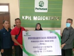 Perhutani Mojokerto Salurkan Bantuan PUMK ke Pelaku Usaha UMKM