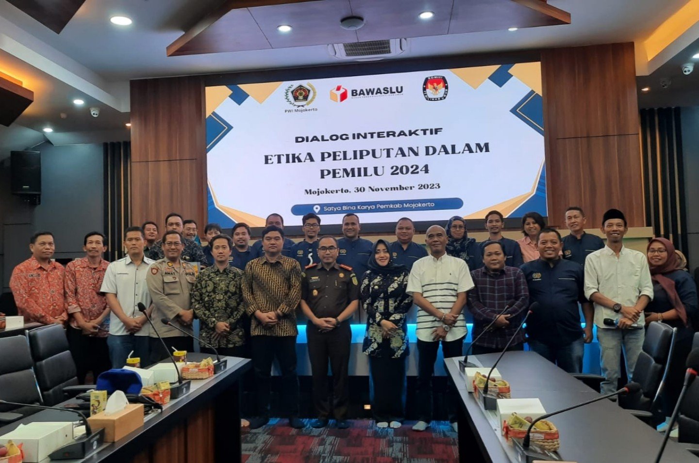 PWI Mojokerto Gelar Dialog Etika Peliputan Pemilu, Money Politic Jadi Bahasan Menarik