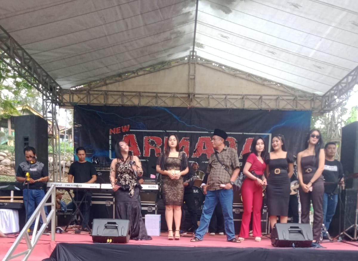 Pengusaha Otomotif dan Sirtu H. Mitro Ngunduh Mantu di Duyung Trawas Hill