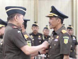 Lantik Sejumlah Petinggi Kejati, Jaksa Agung : Jaga Integritas Diri Dan Keluarga