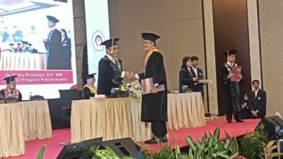 Wisuda Magister Hukum di UWP Surabaya, Hadi Purwanto Sampaikan Terima Kasih