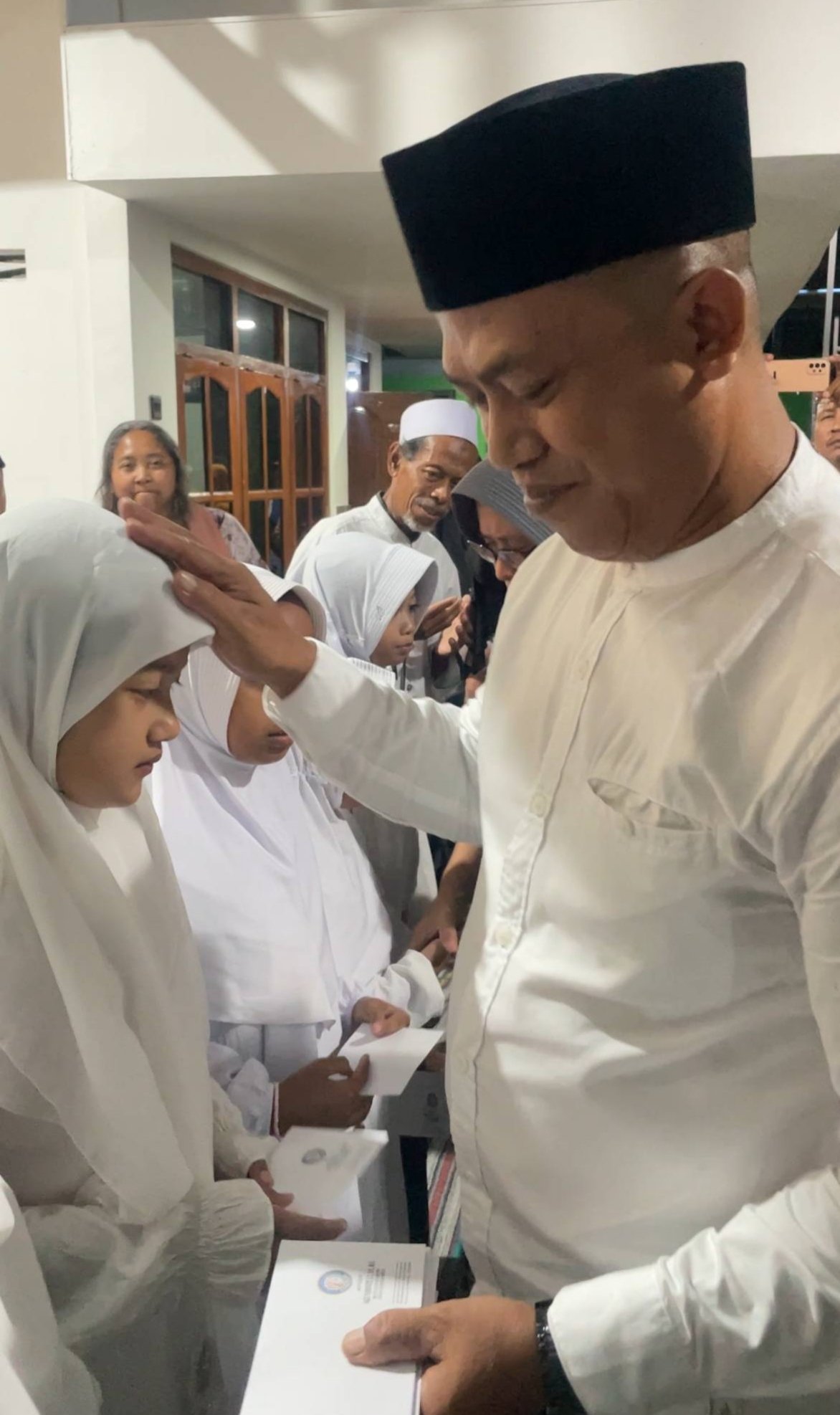Advokat Hadi Purwanto Gelar Majelis Sholawat di Kantor LBH Djawa Dwipa, Dua Kiai Ini Bongkar Cara Memuliakan Anak Yatim