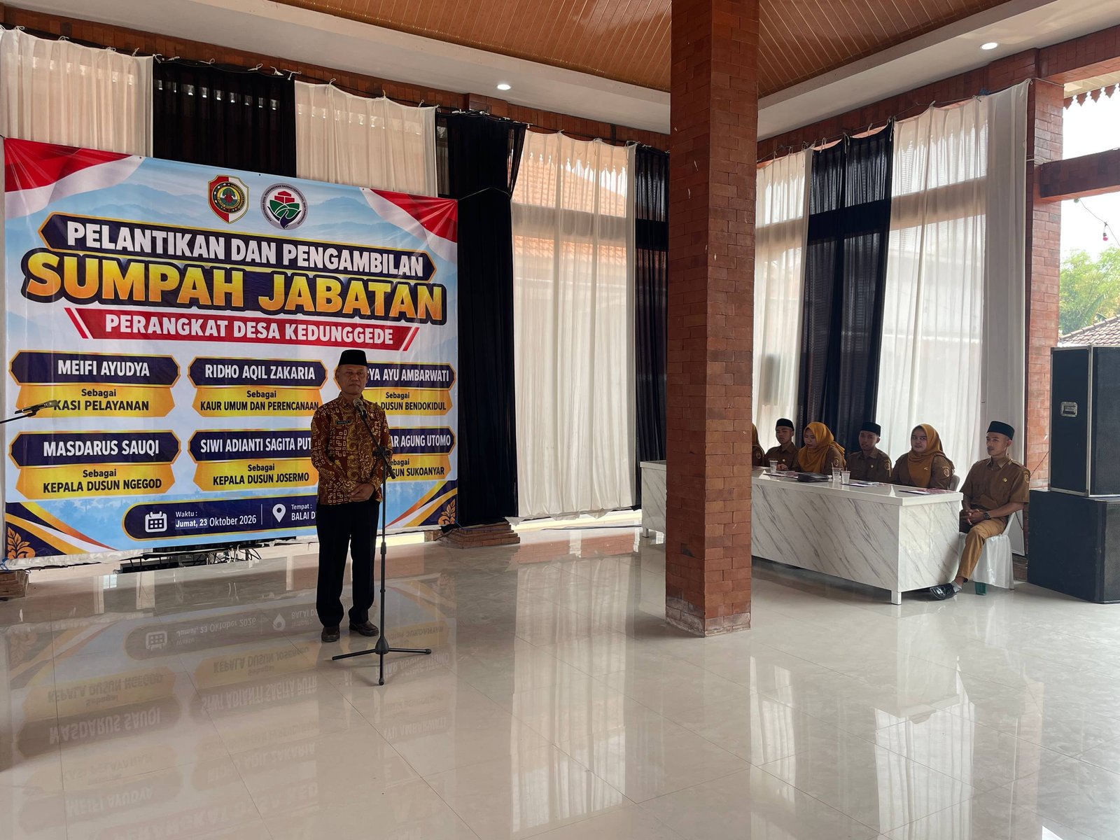 Pelayanan Desa Kedunggede Makin Lengkap, 6 Perangkat Baru Resmi Dilantik Kades Kedunggede